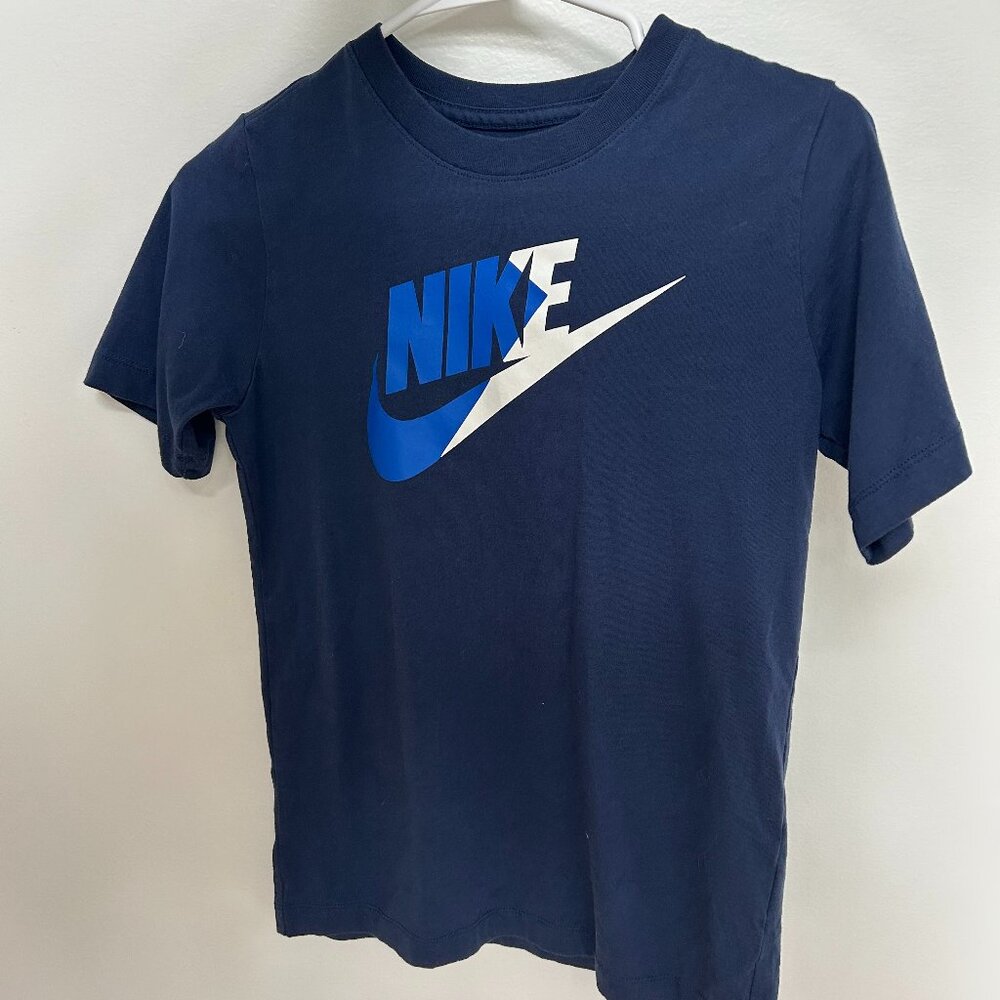 Nike Boys Logo Tee